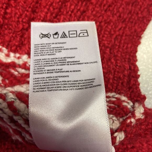 Roxy Red and White Nordic Hoodie Sweater - Picture 6 of 6